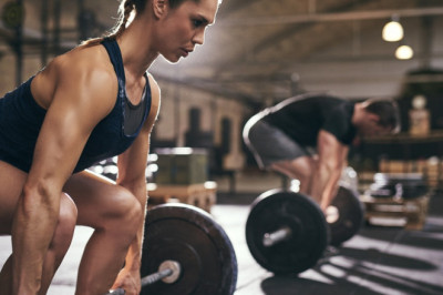 Presteer beter in jouw sport met krachttraining: Train slimmer, niet harder!